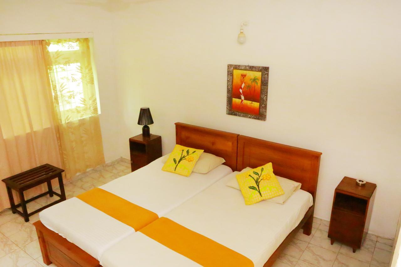 Ranveli Beach Resort Dehiwala-Mount Lavinia Zewnętrze zdjęcie