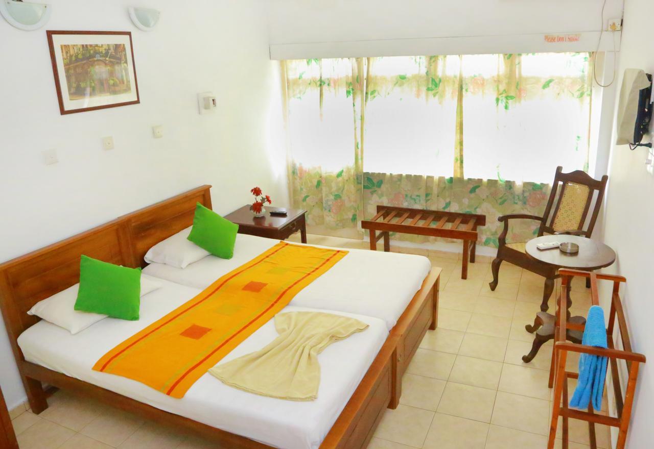 Ranveli Beach Resort Dehiwala-Mount Lavinia Zewnętrze zdjęcie