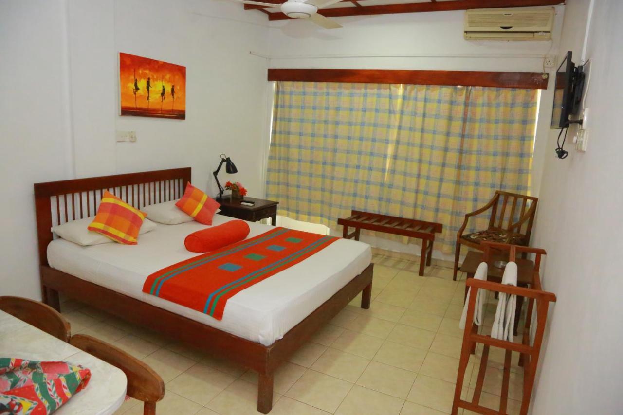 Ranveli Beach Resort Dehiwala-Mount Lavinia Zewnętrze zdjęcie